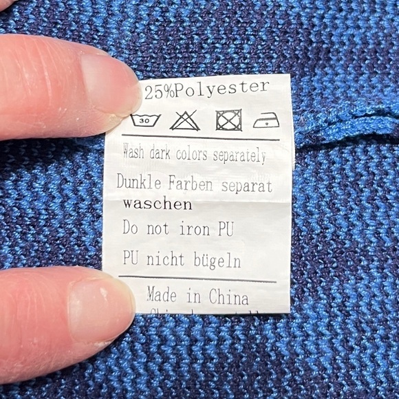 Paul Jones Blue Argyle Sweater Vest Size Large - Picture 9 of 10